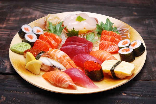 Sushi Sashimi Platter